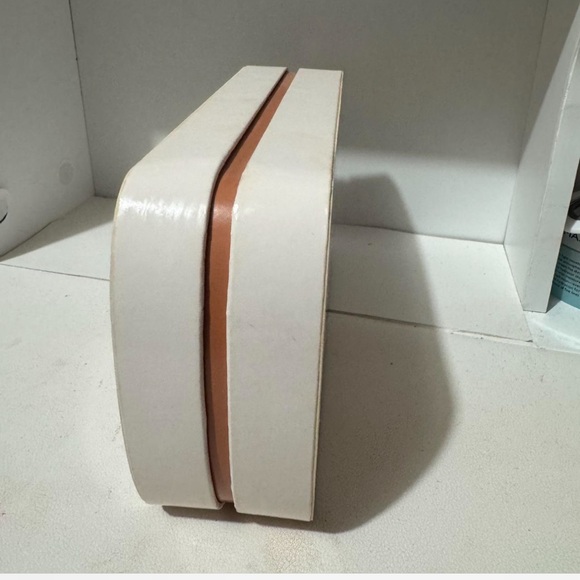 Rhode Box - Picture 2 of 4